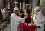 FOTOS: catedral de Notre-Dame celebra Sexta-feira Santa a portas fechadas 