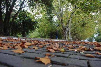  Manhã Agradável. Caxias do Sul amanhece com temperatura agradável. Clima.<!-- NICAID(6993885) -->