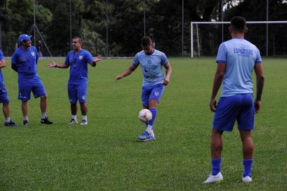  BENTO GONÇALVES, RS, BRASIL, 17/12/2019 - Esportivo de Bento treina para o próximo campeonato. (Marcelo Casagrande/Agência RBS)<!-- NICAID(14362257) -->