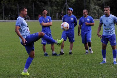  BENTO GONÇALVES, RS, BRASIL, 17/12/2019 - Esportivo de Bento treina para o próximo campeonato. (Marcelo Casagrande/Agência RBS)<!-- NICAID(14362256) -->