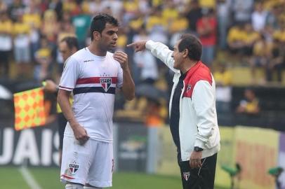 Maicon e Muricy Ramalho nos tempos de São Paulo