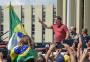 Não queremos negociar nada, diz Bolsonaro em carreata a favor do governo e por intervenção militar