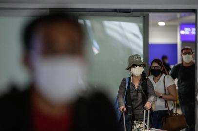  PORTO ALEGRE, RS, BRASIL - 22.04.2020 - Ambiental no Aeroporto Salgado Filho. (Foto: Marco Favero/Agencia RBS)<!-- NICAID(14483698) -->