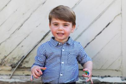 This undated photograph released by Kensington Palace on April 22, 2020, shows  Britain's Prince Louis of Cambridge, who celebrates his second birthday on April 23, 2020, in a photograph taken by his mother, Britain's Catherine, Duchess of Cambridge. (Photo by The Duchess of Cambridge / KENSINGTON PALACE / AFP) / RESTRICTED TO EDITORIAL USE - MANDATORY CREDIT "AFP PHOTO / KENSINGTON PALACE  /  DUCHESS OF CAMBRIDGE" - NO MARKETING NO ADVERTISING CAMPAIGNS - NO SALES  DISTRIBUTED AS A SERVICE TO CLIENTS - NO USE AFTER DECEMBER 31, 2020 - TO BE USED IN RELATION TO THE EVENTS MENTIONED IN CAPTION /<!-- NICAID(14484190) -->