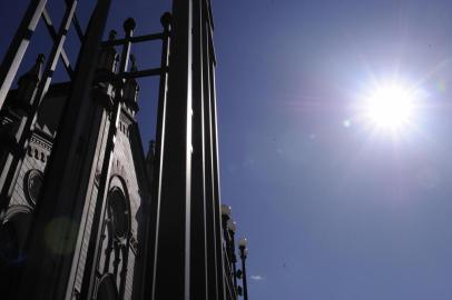  CAXIAS DO SUL, RS, BRASIL, 05/03/2020 - Ambiental clima. Tempo bom, com sol. (Marcelo Casagrande/Agência RBS)<!-- NICAID(14441523) -->