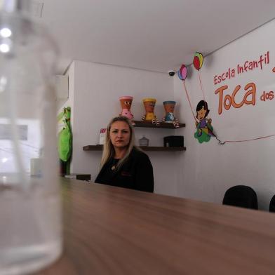  CAXIAS DO SUL, RS, BRASIL, 24/04/2020 - Patrícia Pasquali é proprietária da escola infantil Toca dos Tocos. O setor passa por dificuldades por conta do decreto para combater a pandemia de coronavírus. (Marcelo Casagrande/Agência RBS)<!-- NICAID(14485352) -->