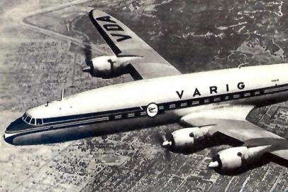  Super Constellation - PP-VDA da Varig pousou no mar do caribe.<!-- NICAID(14492626) -->