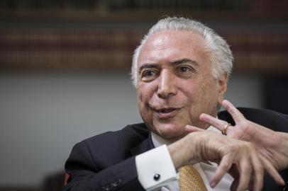 Entrevista exclusiva para a FOLHA com o ex Presidente Michel Temer (PMDB) no escritorio de seu advogado Eduardo Pizarro Carnelos, em Sao PauloSÃO PAULO, SP, 11.04.2019: Entrevista exclusiva para a Folha com o ex Presidente Michel Temer (PMDB) no escritório de seu advogado Eduardo Pizarro Carnelos, em São Paulo (Foto: Eduardo Knapp/Folhapress)Local: SÃ£o Paulo ;SP - SÃ£o Paulo ;Brasil<!-- NICAID(14494161) -->