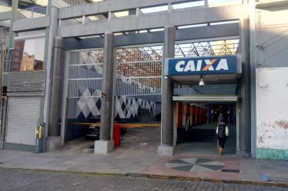 Agência da Caixa aberta em Caxias