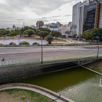  PORTO ALEGRE, RS, BRASIL - 11/05/2020Viaduto dos Açorianos é interditado por "grave dano estrutural" em Porto Alegre<!-- NICAID(14497449) -->