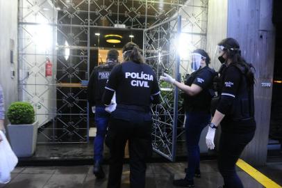  PORTO ALEGRE, RS, BRASIL,13/05/2020- Operação policial, Casa de Areia. Foto: Ronaldo Bernardi<!-- NICAID(14498573) -->