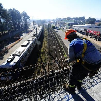  SAPUCAIA DO SUL, RS, BRASIL, 19/05/2020- Obras na BR-118. Foto: Ronaldo Bernardi / Agencia RBS<!-- NICAID(14503042) -->