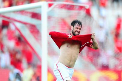  Campeonato Gaúcho 2011, Inter x Canoas no estádio Beira-Rio.Gol do jogador Cavenaghi<!-- NICAID(6939180) -->