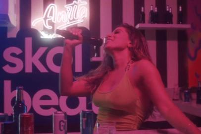 Trocas de figurinho e de cenário marcam live da Anitta; confira algumas das reações nas redes sociais<!-- NICAID(14506786) -->