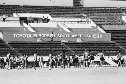  Treino do Grêmio no mundial de clubes no Japão, 1983#Envelope: 16696#Crédito: Luiz Ávila