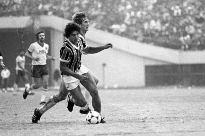 Grêmio Campeão do Mundo.Mundial de Clubes, Tóquio 83.Grêmio 2x1 Hamburgo, Mundial de Clubes de 1983.Local: Estádio Nacional de Tóquio, no Japão.Horário: 24h-CRÉDITO: Luiz Ávila, Agência RBS, 10/12/1983.-#Negativo: 16705#Pasta: 536488#Caixa: 798