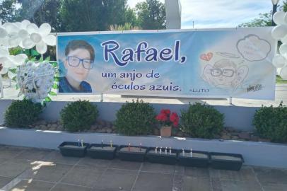 Homenagem a Rafael Mateus Winques em Planalto<!-- NICAID(14511554) -->