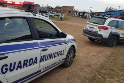 Polícia cancela evento clandestino com cerca de 400 pessoas no litoral norte<!-- NICAID(14512290) -->