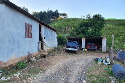  Filha confessa ter mandado matar o pai no interior de Segredo. Foto é da propriedade da família no interior do município do Vale do Rio Pardo.<!-- NICAID(14512624) -->