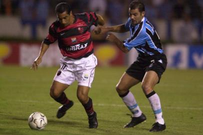 #Máquina: D1-5021672ZINHO(FLAMENGO) E COCITO(GREMIO) NUM LANCE ENTRE GREMIO E FLAMENGO