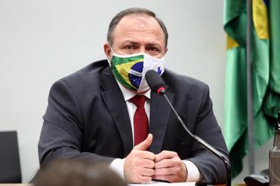 Reunião Técnica com o Sr. General Eduardo Pazuello, Ministro da Saúde. Dep. Carmen Zanotto (CIDADANIA - SC), Presidente da Câmara dos Deputados, dep. Rodrigo Maia (DEM - RJ) e dep. Dr. Luiz Antonio Teixeira Jr. (PP - RJ)<!-- NICAID(14518391) -->