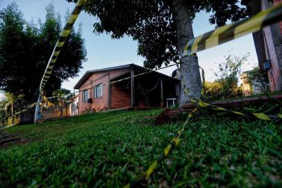  ** EM BAIXA ** PLANALTO, RS, BRASIL - Reprodução simulada dos fatos, conhecida como reconstituição, será nesta quinta-feira, na cidade do norte do RS. Mãe do menino Rafael Mateus Winques, 11 anos, Alexandra Dougokenski, 33 anos, está presa desde que confessou a morte da criança - ela participará dos trabalhos do IGP e da Polícia Civil. (Foto: Lauro Alves/Agencia RBS)