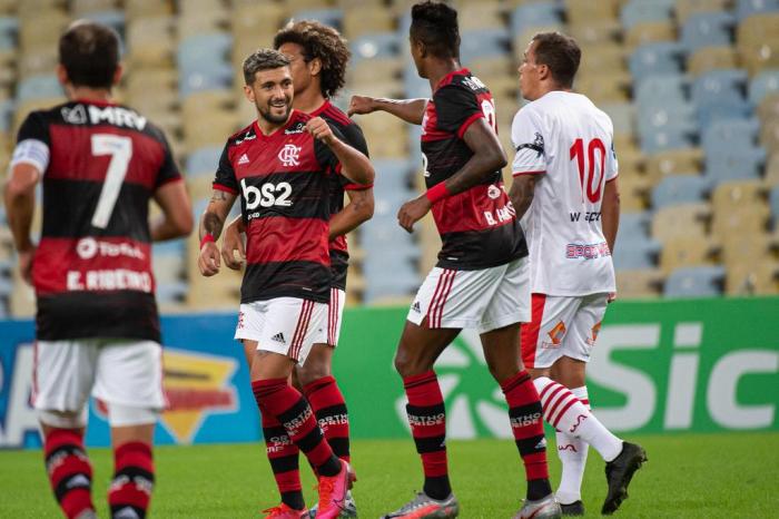 Bangu x Flamengo - Taça Rio (Ao Vivo) , o jogo do flamengo vai passar na  globo 