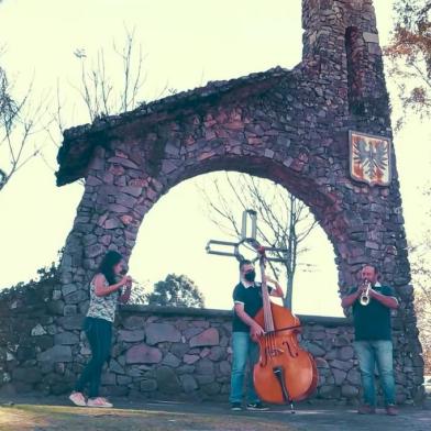 Orquestra Municipal de Sopros grava vídeo em homenagem aos 130 anos de Caxias do Sul.<!-- NICAID(14526205) -->