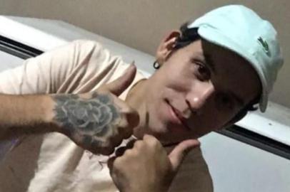  Matheus Robson Webers Corrêa, de 20 anos, saiu de casa em Estrela, no Vale do Taquari, para encontrar uma mulher que conheceu pela internet no dia 16 de junho e não foi mais visto.<!-- NICAID(14532331) -->