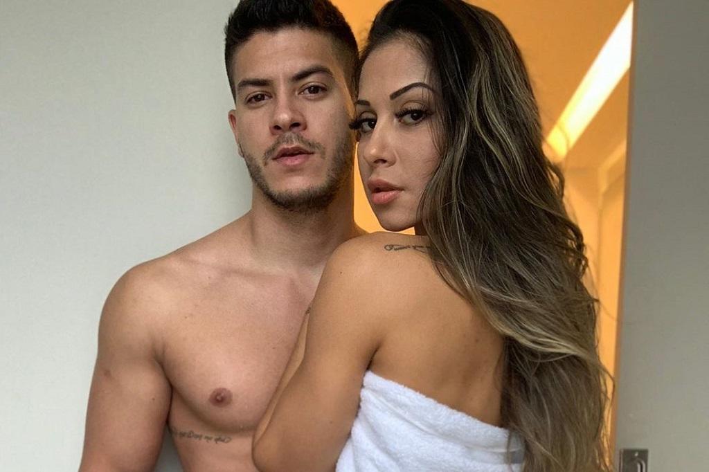 Maíra Cardi diz que tem playlist de louvor para a hora do sexo com Arthur  Aguiar | Donna