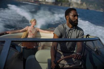 ELIZABETH DEBICKI and JOHN DAVID WASHINGTON in Warner Bros. Pictures¿ action epic TENET, a Warner Bros. Pictures release.<!-- NICAID(14531961) -->