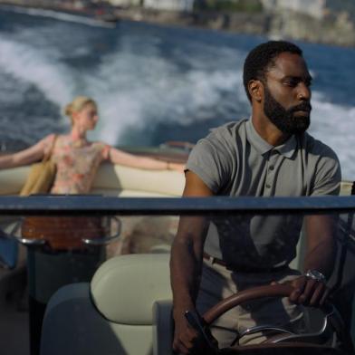 ELIZABETH DEBICKI and JOHN DAVID WASHINGTON in Warner Bros. Pictures¿ action epic "TENET," a Warner Bros. Pictures release.<!-- NICAID(14531961) -->