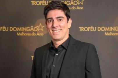 Marcelo Adnet <!-- NICAID(14360144) -->