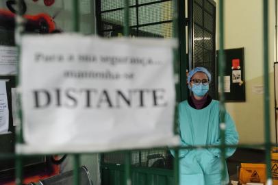  CAXAIS DO SUL, RS, NRASIL (30/06/2020)Pauta sobre riscos que correm os profissionais da saúde durante a pandemia + número de profissionais afastados por covid-19. Na foto, UBS Mariani. (Antonio Valiente/Agência RBS)<!-- NICAID(14534122) -->