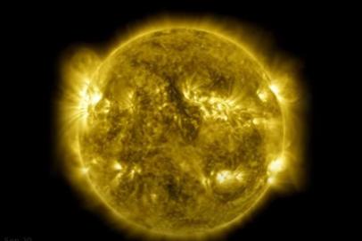 Nasa divulga vídeo que compila 10 anos de imagens do Sol registradas por satélite<!-- NICAID(14536046) -->