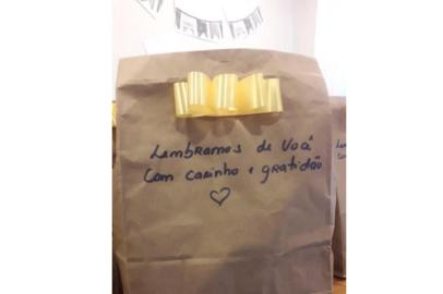 Uma atitude de carinho e solidariedade de duas mulheres caxienses, que não autorizaram a divulgação de seus nomes, trouxe conforto e alegria aos colaboradores da linha de frente no combate à pandemia do Hospital Virvi Ramos. Coincidentemente, a doção foi feita no dia 2 de julho, data em que se comemora no Brasil o ¿Dia dos Hospitais¿.<!-- NICAID(14537315) -->