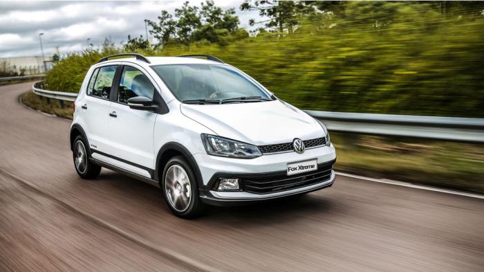 VW lança novo Fox e Saveiro cabine dupla