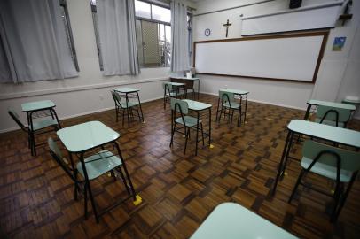  PORTO ALEGRE, RS, BRASIL, 07-07-2020: Como  as escolas particulares estão se preparando para o segundo semestre. Na foto, sala de aula no Colégio Santa Dorotéia (FOTO FÉLIX ZUCCO/AGÊNCIA RBS, Editoria de Notícias).<!-- NICAID(14539762) -->