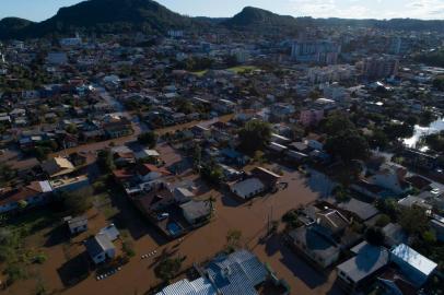  MONTENEGRO, RS, BRASIL - 09.07.2020 - Temporal causou muitas enchentes na cidade de Montenegro. (Foto: Jefferson Botega/Agencia RBS)<!-- NICAID(14541964) -->