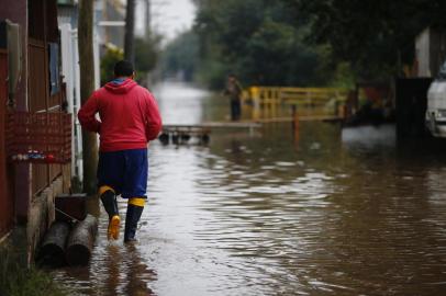 Estragos causadados pelas enchentes em Porto Alegre, nas Ilhas<!-- NICAID(14543232) -->