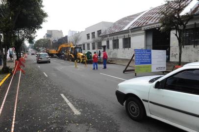  CAXIAS DO SUL, RS, BRASIL (13/07/2020)Começam as obras do corredor de ônibus na rua marechal Floriano em Caxias do Sul. (Antonio Valiente/Agência RBS)<!-- NICAID(14543670) -->