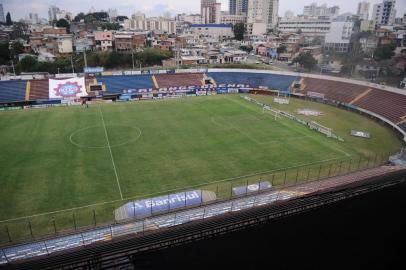  CAXIAS DO SUL, RS, BRASIL (15/03/2020)3a Rodada do Campeonato Gaúcho. Jogo entre Ser Caxias e Novo Hamburgo a portas fechadas no Estádio Centenário. (Antonio Valiente/Agência RBS)<!-- NICAID(14452039) -->