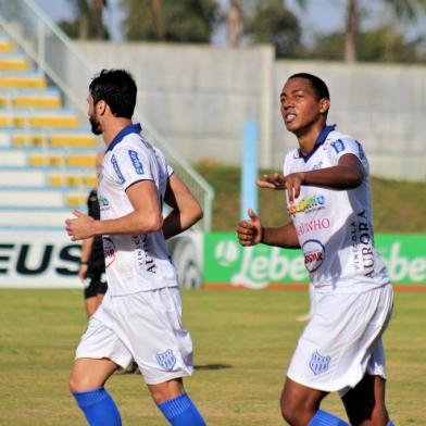 Ypiranga e Esportivo se enfrentaram na Arena Alviazul, em Lajeado, na retomada do Gauchão 2020.<!-- NICAID(14551115) -->