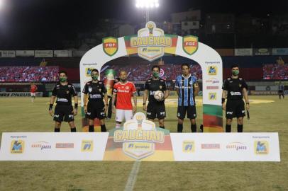  22/07/2020 _ CAXIAS DO SUL, RS, BRASIL _ Grêmio e Inter disputam o Gre-Nal no retorno do futebol após a paralisação do calendário provocado pela pandemia do coronavírus.Fotógrafo: Ricardo Duarte/SC Internacional<!-- NICAID(14551370) -->