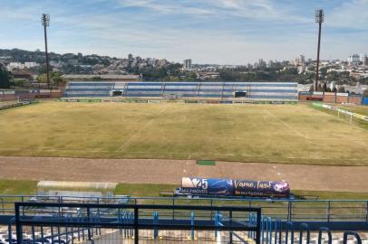 futebol, Estádio Montanha dos Vinhedos, Bento Gonçalves<!-- NICAID(14552576) -->