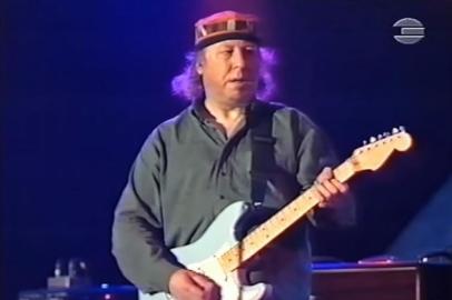 Peter Green em apresentação em festival alemão de 1998<!-- NICAID(14553513) -->