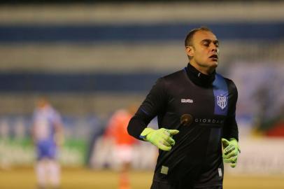 Inter enfrenta o Esportivo no Estádio Montanha dos Vinhedos, em Bento Gonçalves. Partida é válida pela quinta rodada do segundo turno do Gauchão. Goleiro Renan<!-- NICAID(14553569) -->