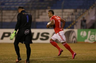 Inter enfrenta o Esportivo, no Estádio Montanha dos Vinhedos, em Bento Gonçalves, pela quinta rodada do segundo turno do Gauchão. Pottker<!-- NICAID(14553590) -->