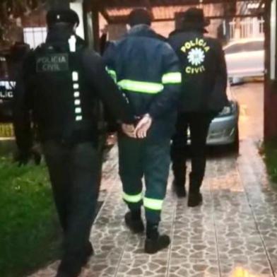 Operação policial prende integrantes de quadrilha que invadiram transportadora e roubaram 15 caminhonetes em Gravataí <!-- NICAID(14554887) -->