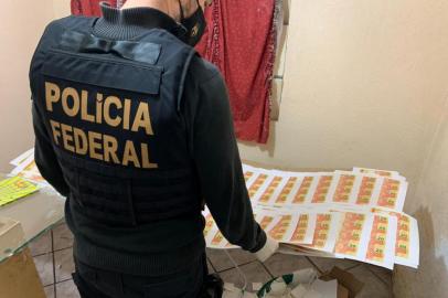 PORTO ALEGRE, 29/07/2020, Polícia Federal prende em flagrante chefe de organização criminosa que comandava laboratório de falsificação de moeda<!-- NICAID(14555629) -->